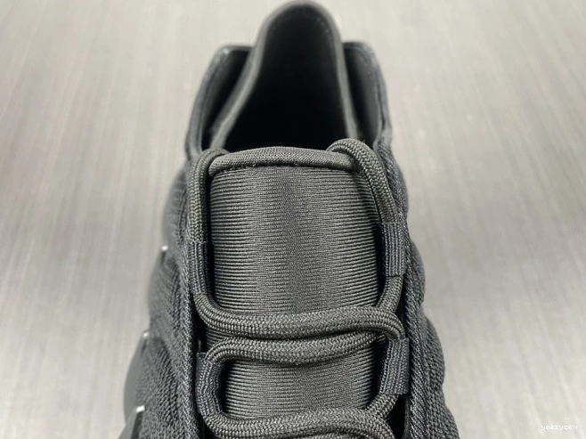 400 H68032 YEEZY ADIDAS 1010